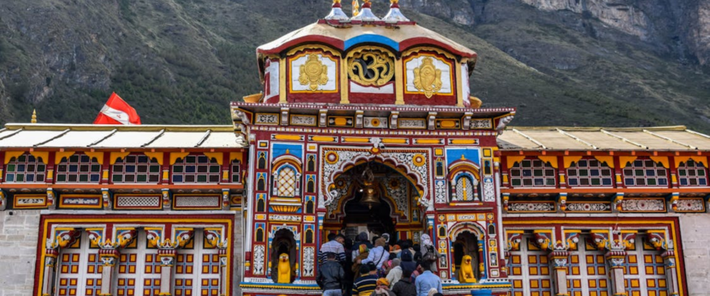 free photo of shree badrinath temple in india